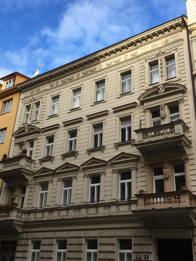 Amazing Angie'S Apartment Prag Exteriör bild
